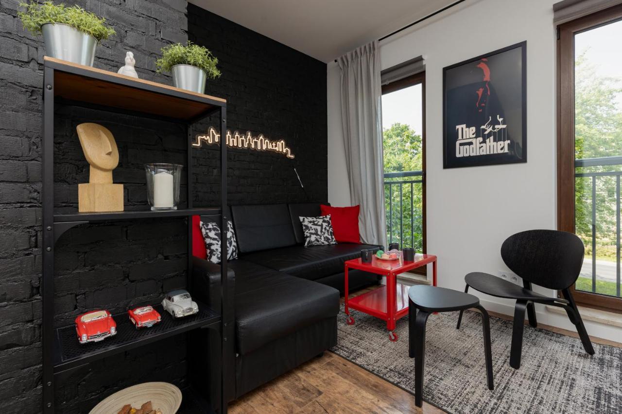 Stylish & Trendy 1 Bedroom Apartment Wola With Parking By Renters 华沙 外观 照片